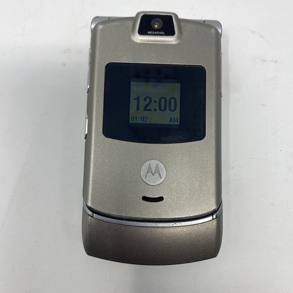 Motorola RAZR - Silver ( Sprint ) Cellular Flip Phone (Has Pin Lock) Read Des - Picture 1 of 7